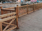 承接西寧市防腐木圍欄定制安裝保養